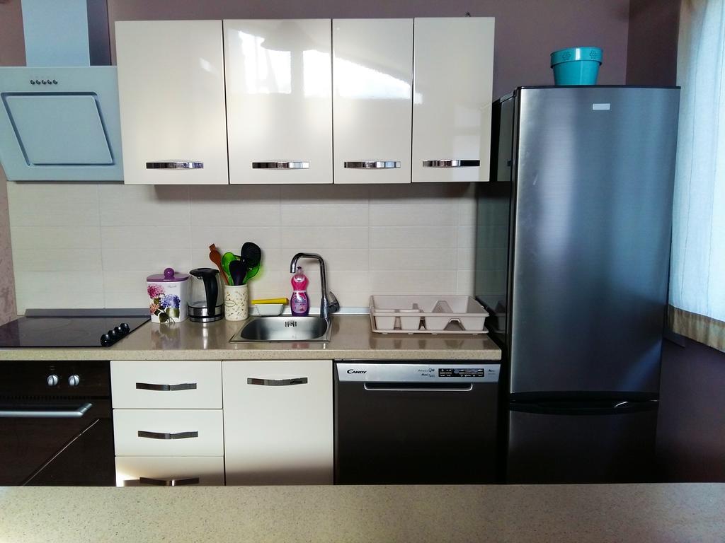 Jimmy Apartments بولا المظهر الخارجي الصورة